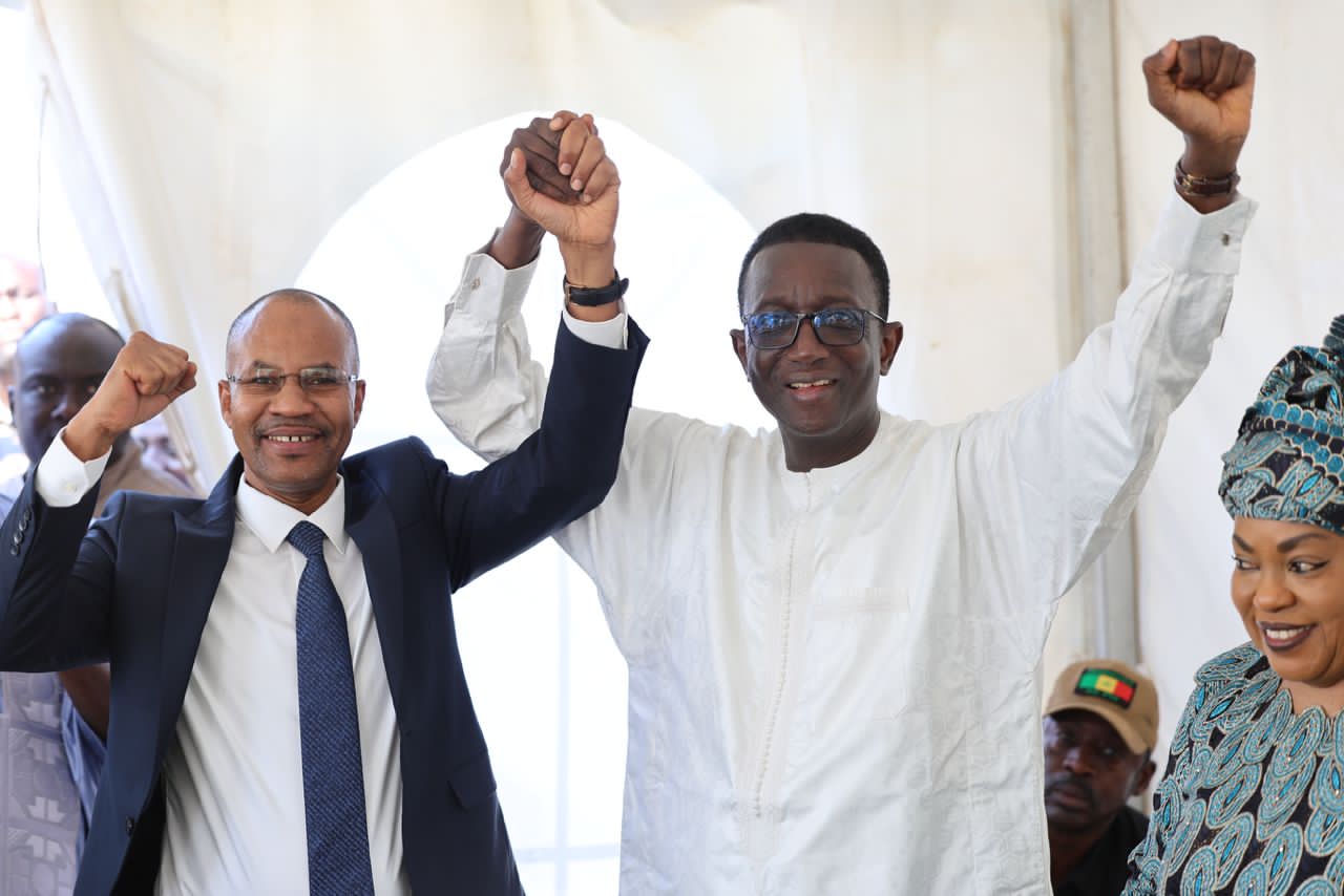 LE MOUVEMENT « DEMAIN C’EST MAINTENANT » QUITTE LE F24 ET SOUTIENT LA CANDIDATURE DE AMADOU BA