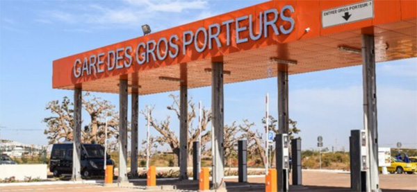 Stationnement des gros porteurs transportant des fruits et légumes à Diamniado : Le Syndicat des transporteurs émet des réserves – Lequotidien