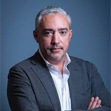 Crise politique : Le patron de « Jeune Afrique » dévoile le plan de Macky Sall