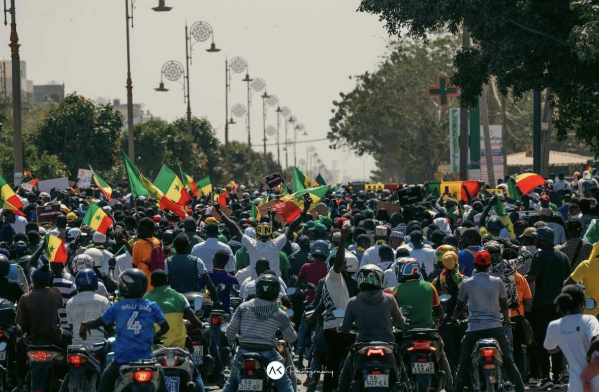 SÉNÉGAL – Manifestations pour exiger une nouvelle date pour la présidentielle – Ze-AfricaNews