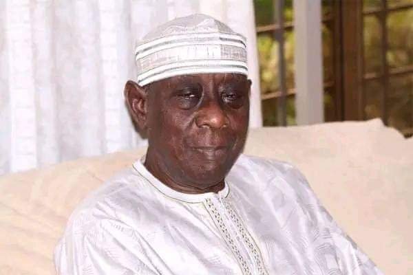 Joyeux 96e anniversaire à Cheikh Hamidou Kane – Magazine Sénégal Njaay – Senegal-njaay.com