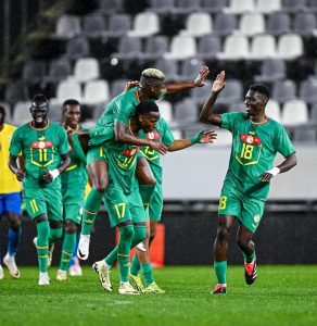 Amical : Les Lions rugissent fort face aux Panthères du Gabon
