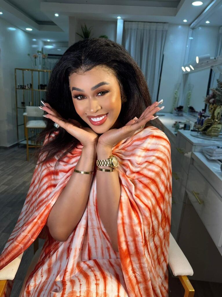 Astou Sall étale sa beauté de Miss