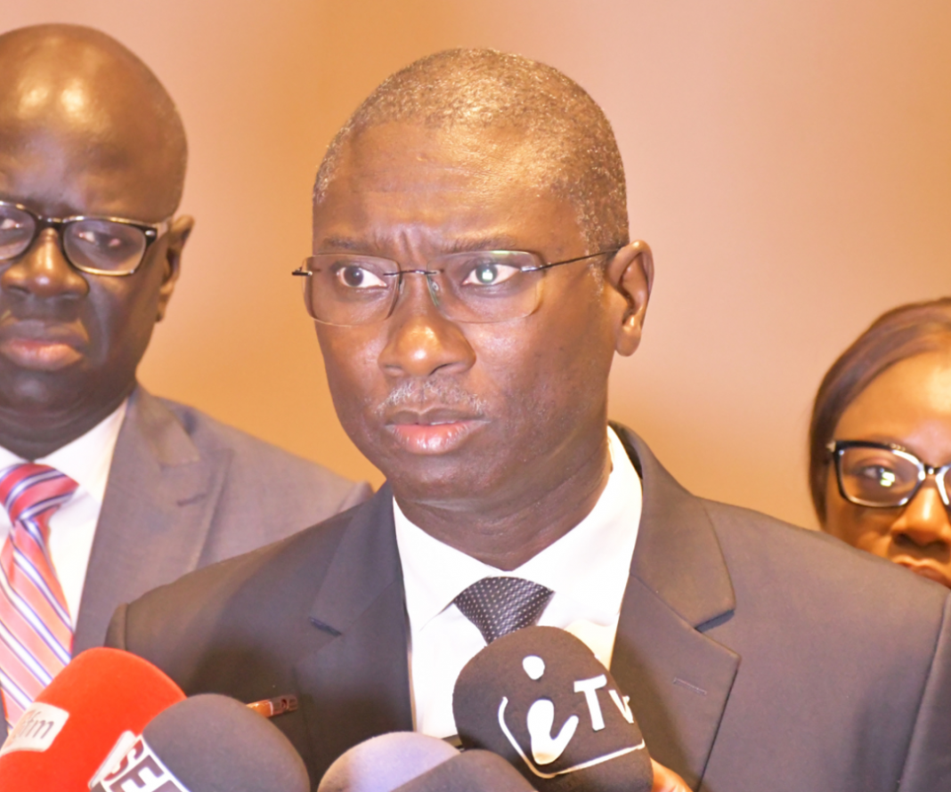 Ismaïla Madior Fall flatte la Justice et s’inscrit dans la continuité aux affaires étrangères