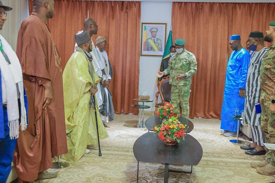 Mali : Cheikh Mahi Ibrahima Niass Reçu Par Le Colonel Goïta