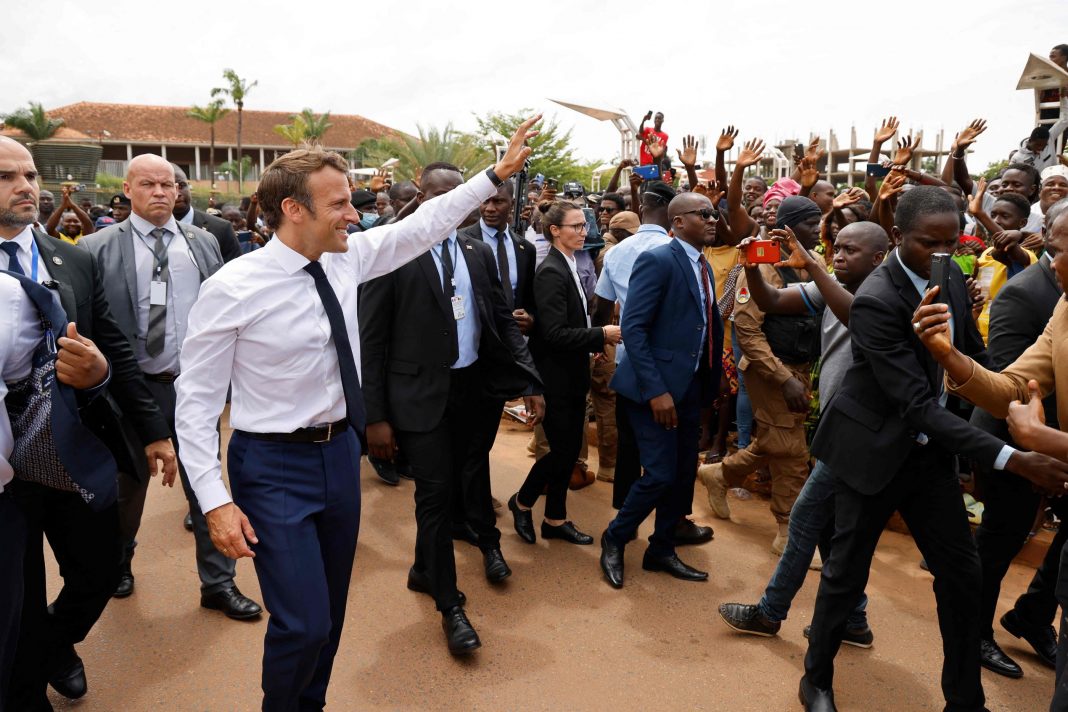 MALI – Le gouvernement de transition « exige » de Macron d’en finir avec « sa posture néocoloniale »