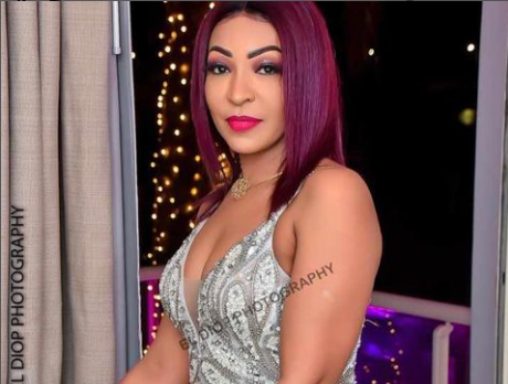 « Par Force » de Viviane garde toujours sa première place des tendances sur YouTube