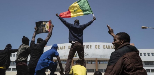 SÉNÉGAL – Human Rights Watch pour une enquête sur les décès et blessures suite aux manifestations