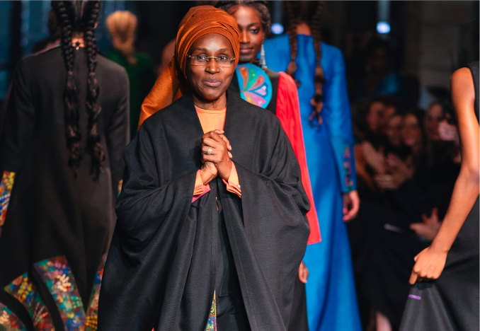 SÉNÉGAL – Collé Ardo Sow, la reine du pagne tissé