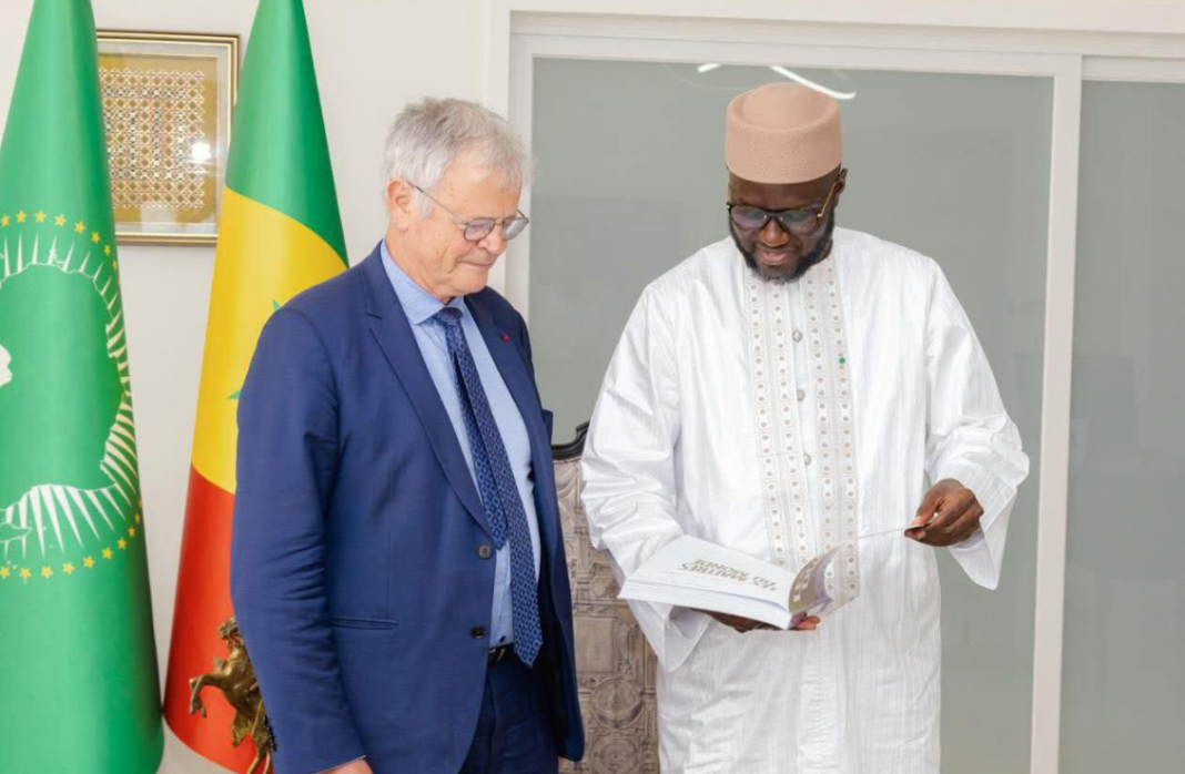 Avec Pascal Boniface, Le Pr El Malick Ndiaye défend une Afrique plus souveraine