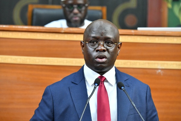 Cheikh Diba mise sur les hydrocarbures pour financer l’avenir