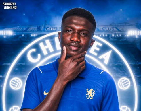 Lamine Camara, nouveau joyau de Chelsea : Monaco accepte le transfert