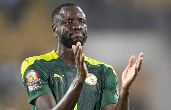 Cheikhou Kouyaté annonce sa retraite internationale et révèle sa maladie